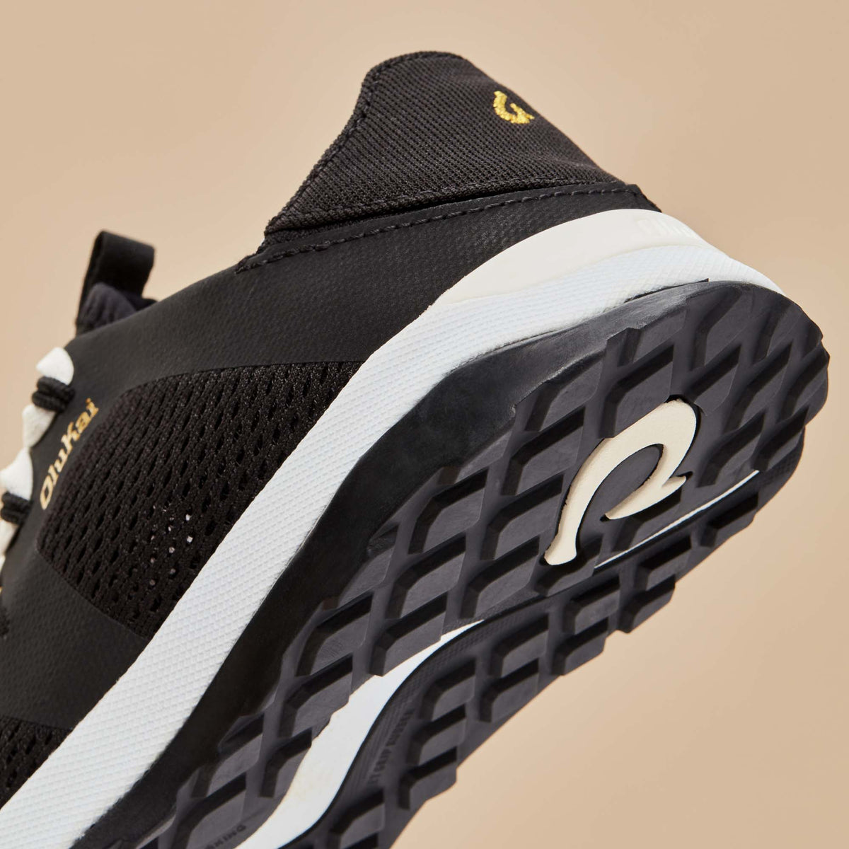 OluKai Exclusive | Huia Women’s Athleisure Shoes - Black