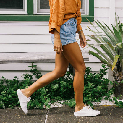 OluKai Top Pick | Pehuea Lī Women's Sneakers - White