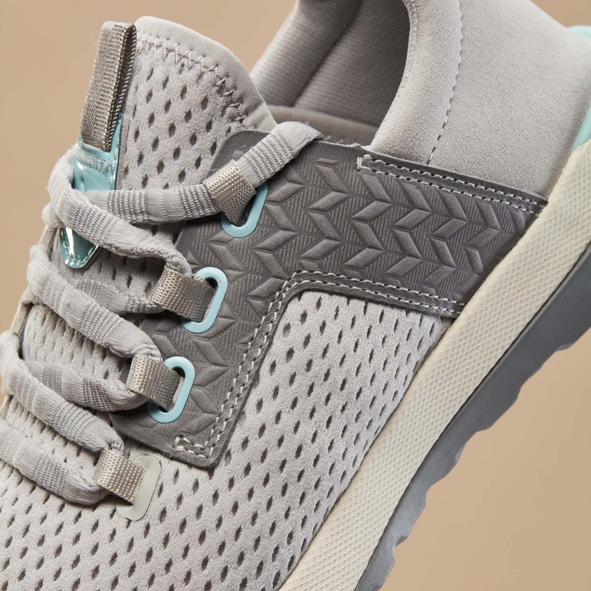 OluKai New | Wailuku Women’s Athletic Shoes - Mist Grey