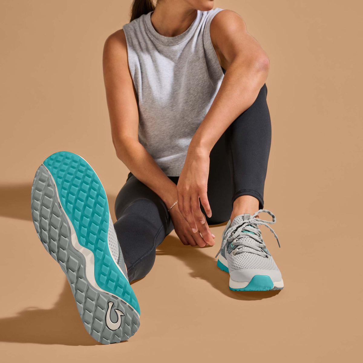 OluKai New | Wailuku Women’s Athletic Shoes - Mist Grey