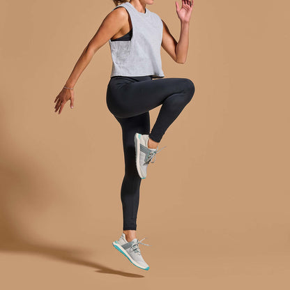 OluKai New | Wailuku Women’s Athletic Shoes - Mist Grey