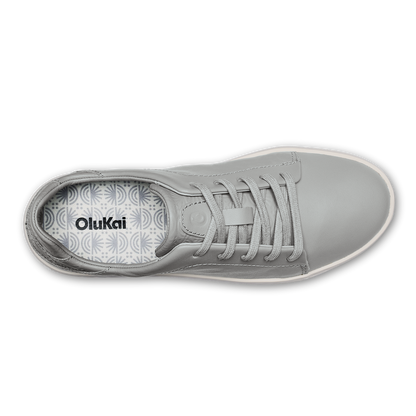 OluKai Trending | Pehuea Lī ‘Ili Women's Leather Sneakers - Ash