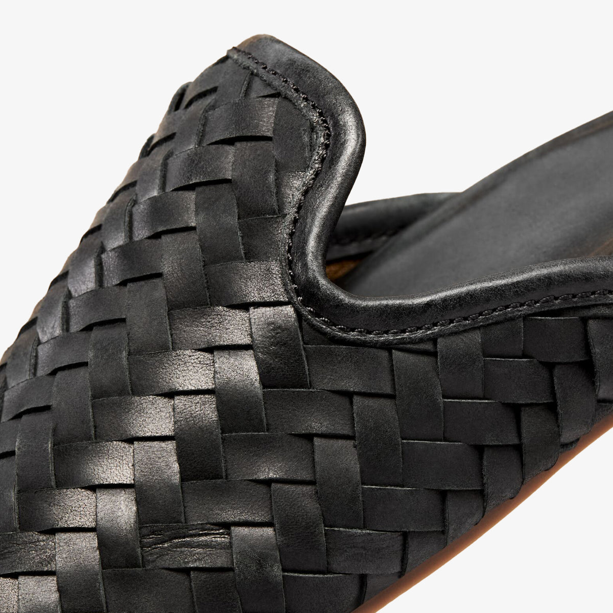 OluKai Discount | Mi'i - Onyx / Onyx