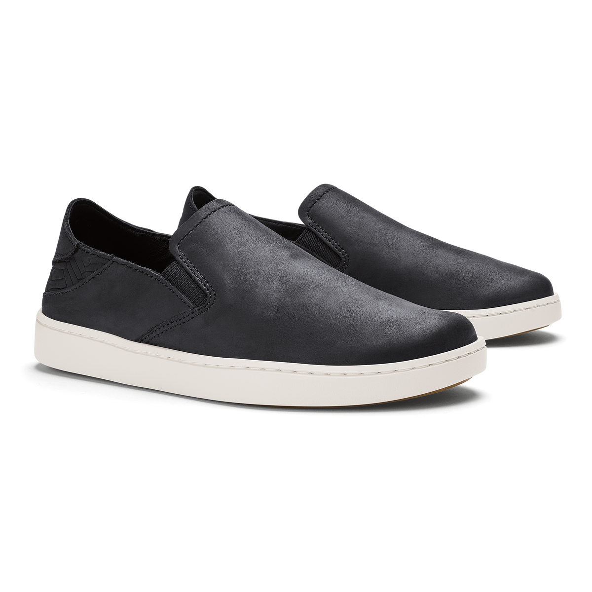 OluKai Latest | Pehuea Leather - Onyx / Onyx