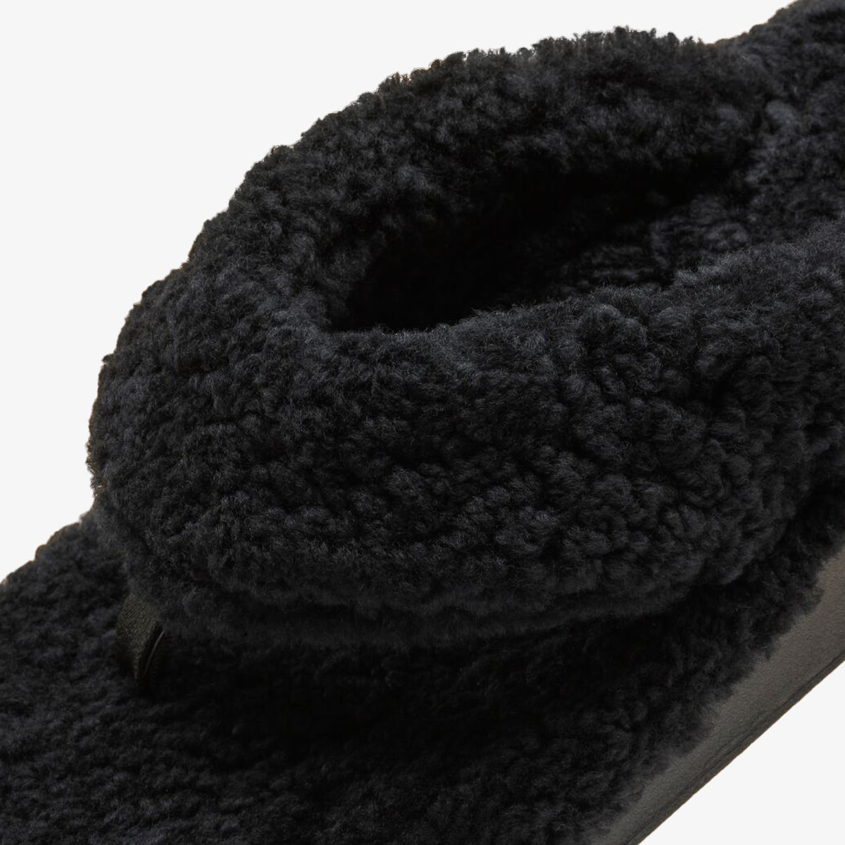 OluKai Popular | Kīpe'a Heu Women‘s Flip Flop Slippers - Black