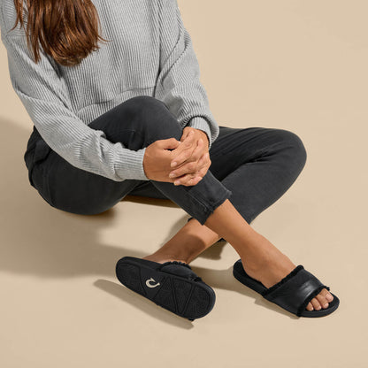 OluKai Great Value | Hō‘ala Slide Women’s Slide Slipper Sandals - Black