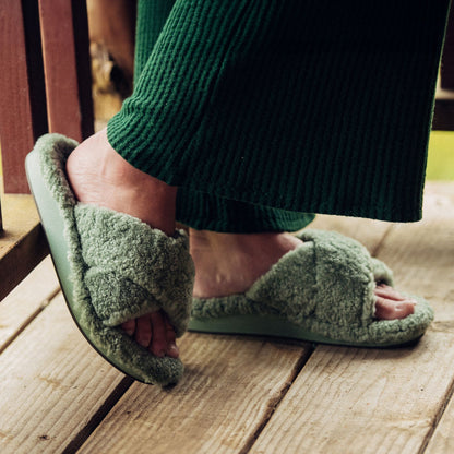 OluKai Hot Sale | Hila Heu Women’s Slide Slipper Sandals - Muted Green