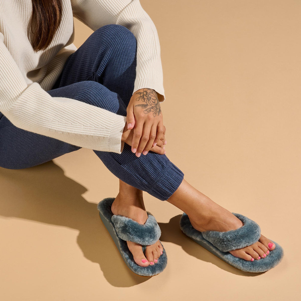OluKai Smart Buy | Kipe‘a Heu Women‘s Flip Flop Slippers - Storm