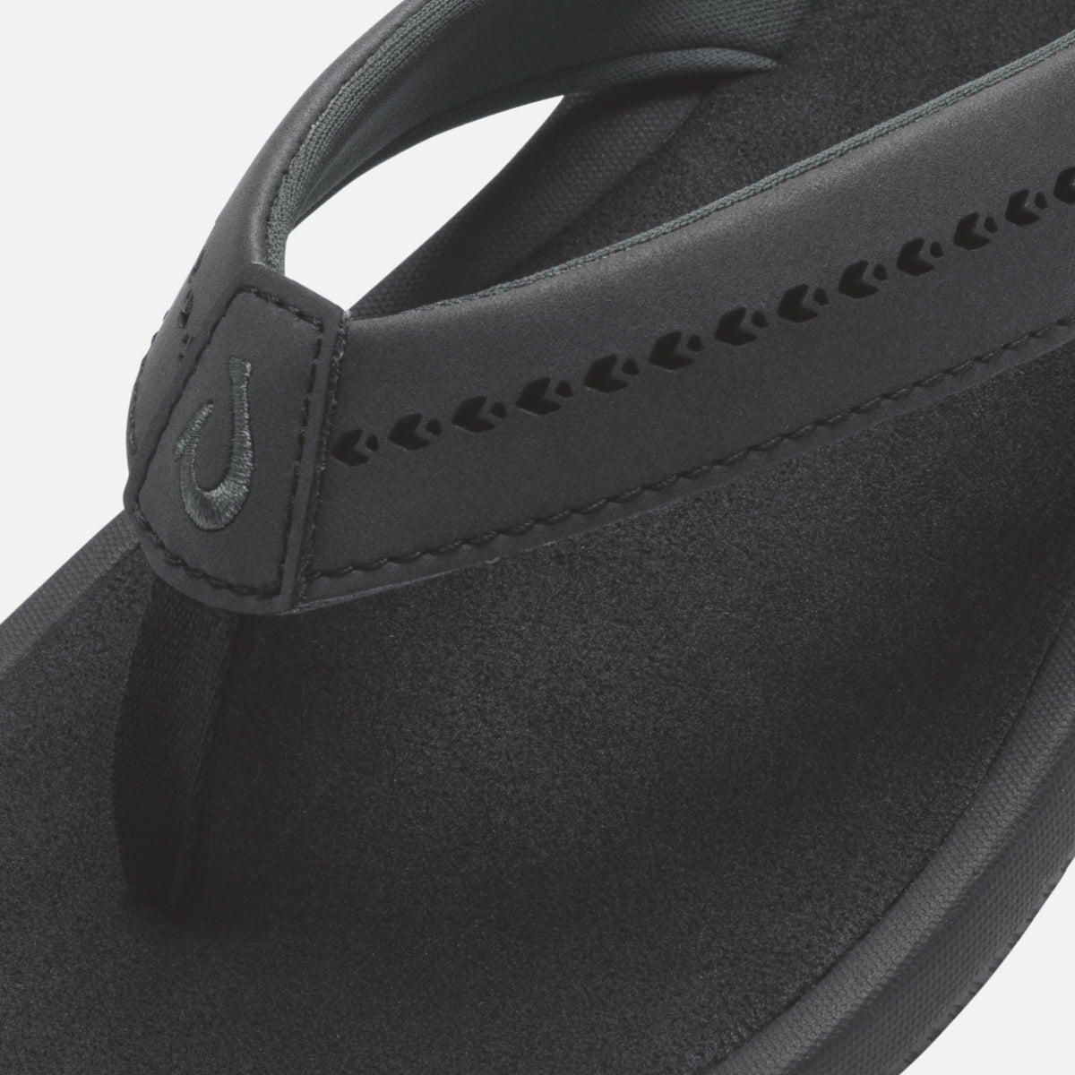 OluKai Value | Ulele - Black / Black