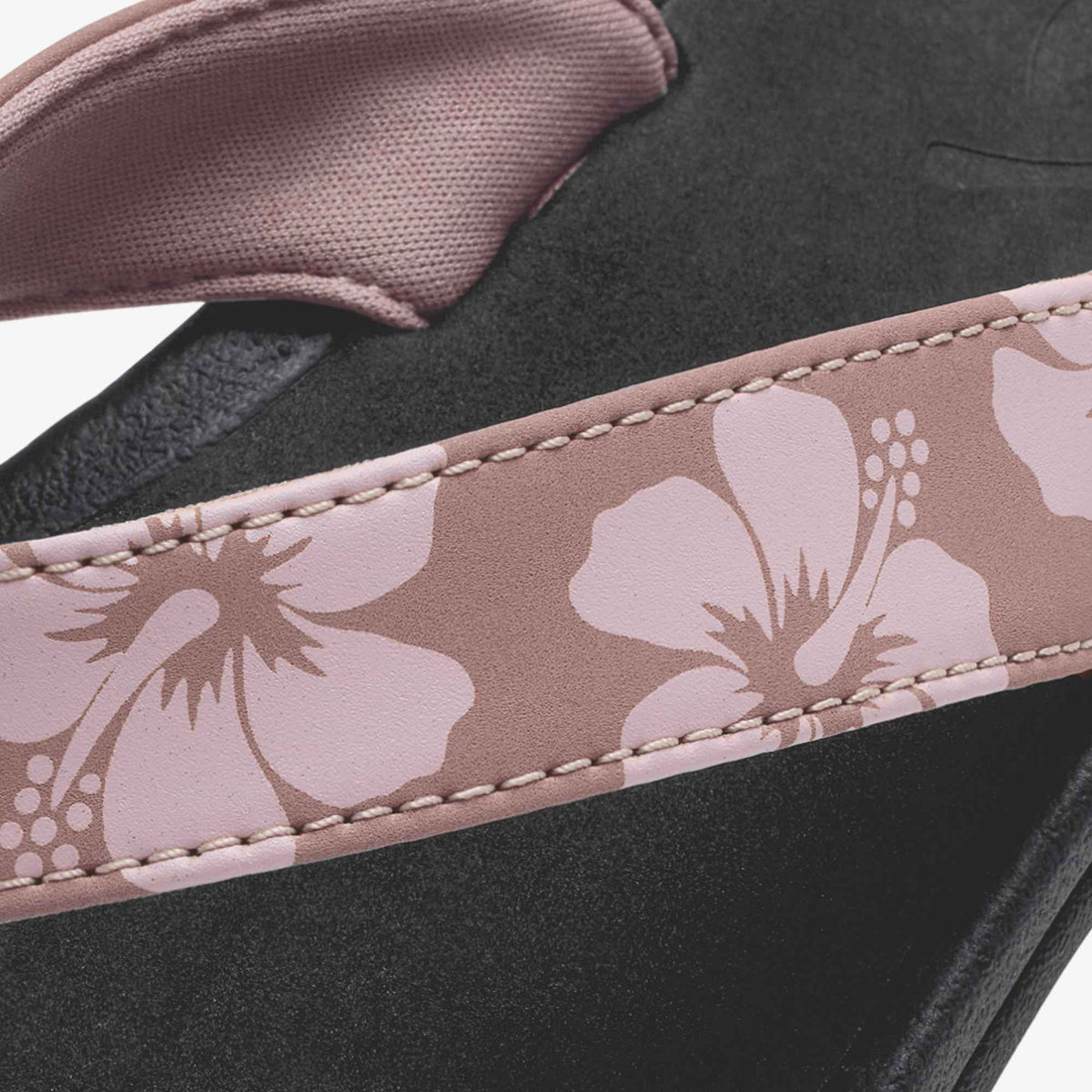 OluKai Top Pick | ‘Ohana - Coral Rose / Pua