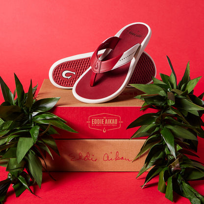 OluKai Trending | Ulele - Off White / Deep Red