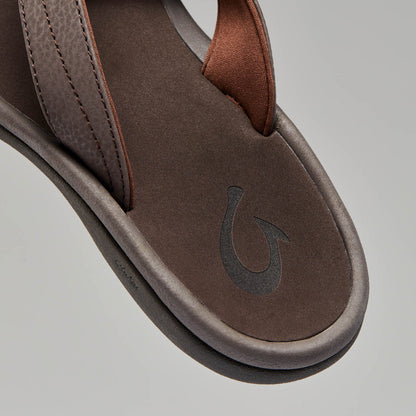 OluKai Best Seller | ‘Ohana Women's Best Selling Beach Sandals - Dark Java