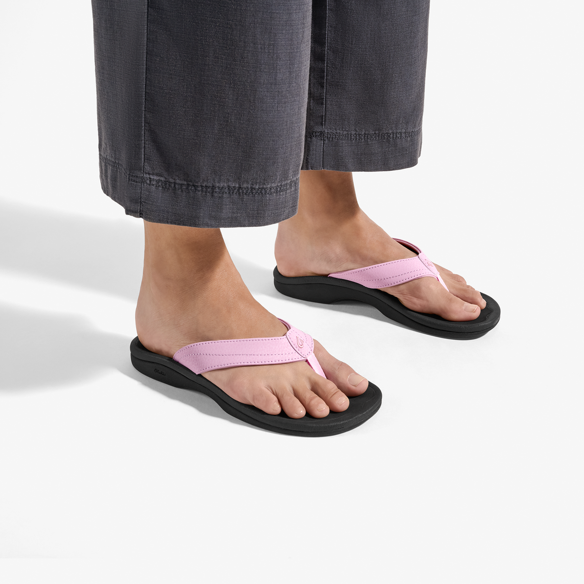 OluKai Top Pick | ‘Ohana Women's Beach Sandals - Paradise Pink / Lava Rock