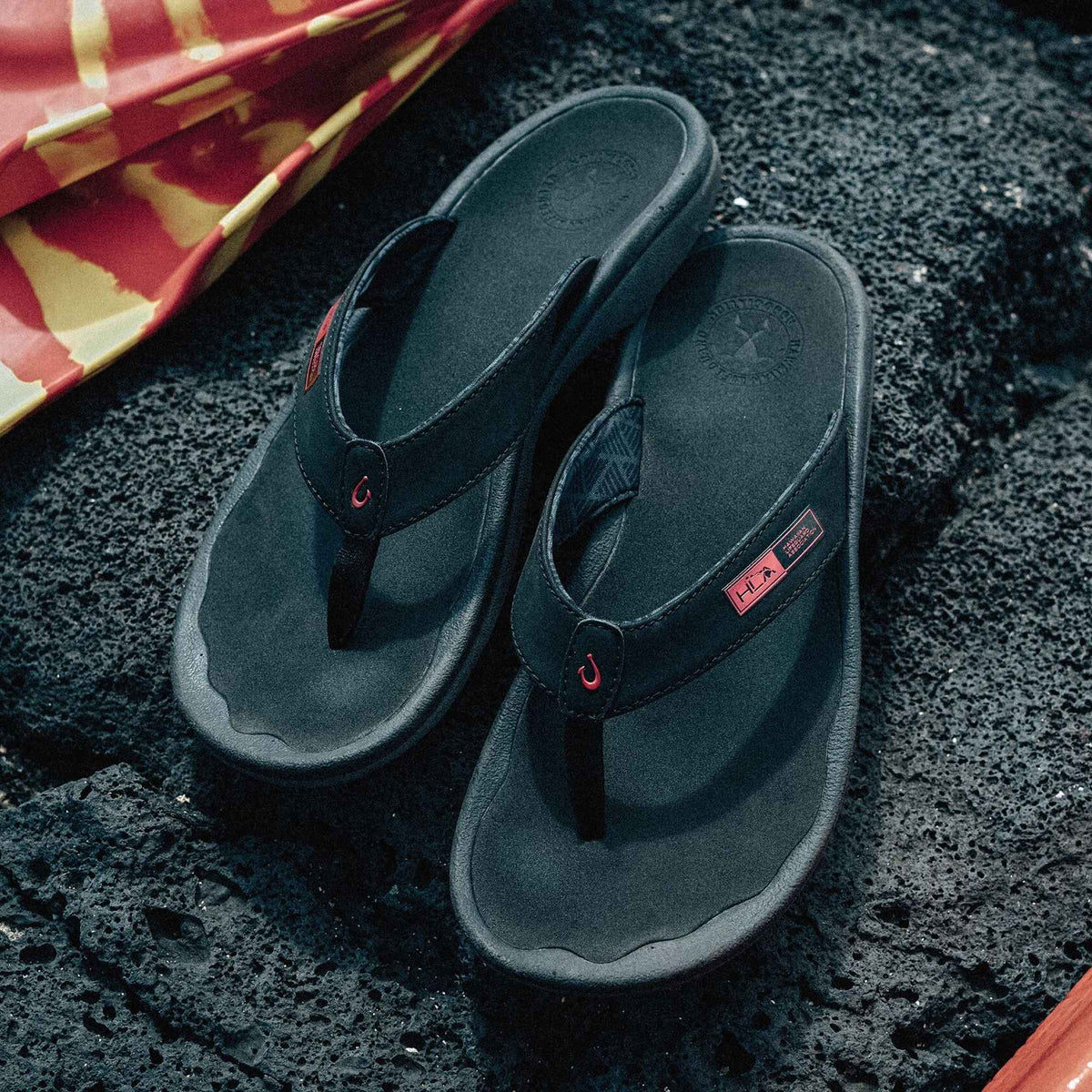 OluKai Best Seller | ‘Ohana - Black / HLA