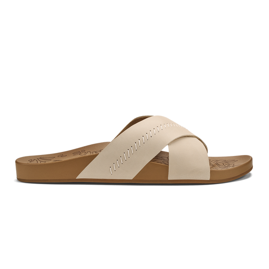 OluKai Deals | Kipe‘a ‘Olu Women‘s Slide Sandals - Puka / Tan