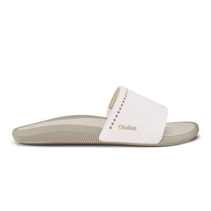 OluKai Trending | Ulele Slide - Bright White / Tapa