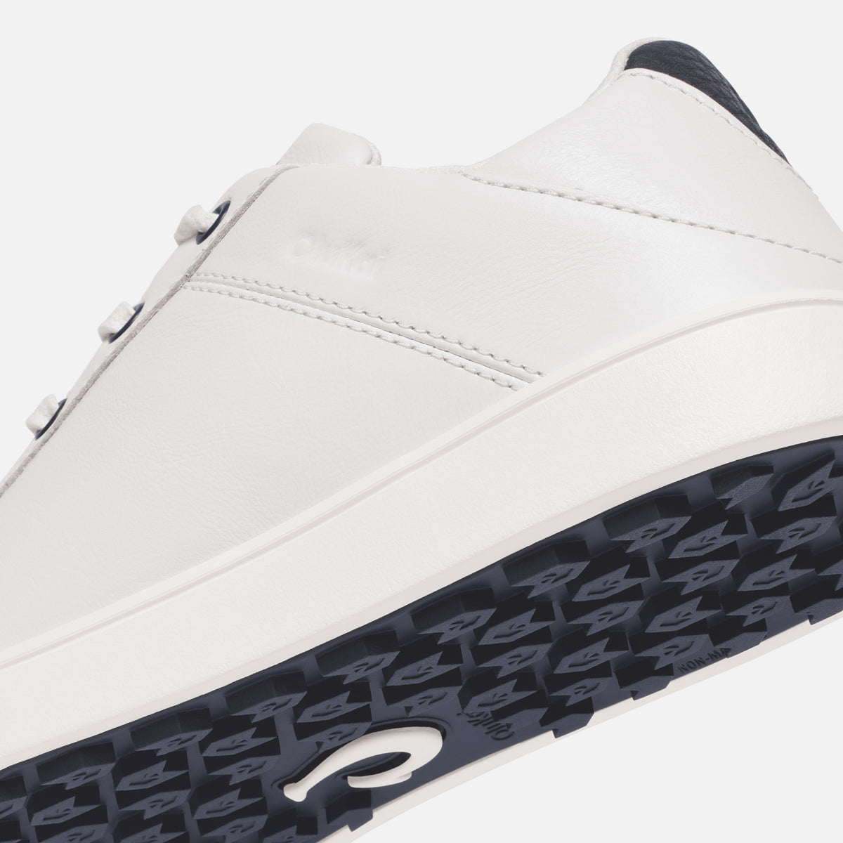 OluKai Quality | Puakea - Bright White / Trench Blue